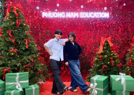 Feiere Weihnachten 2024 mit Phuong Nam Education