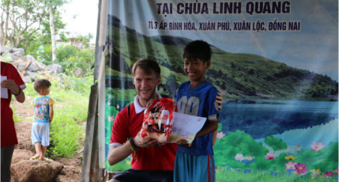 Wohltätigkeitsreise zur Pagode Linh Quang, Đồng Nai