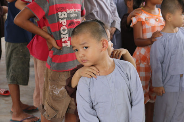 Chuyen di tu thien chua Quang Linh Dong Nai