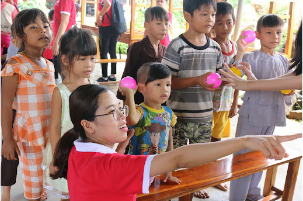 Chuyen di tu thien chua Quang Linh Dong Nai