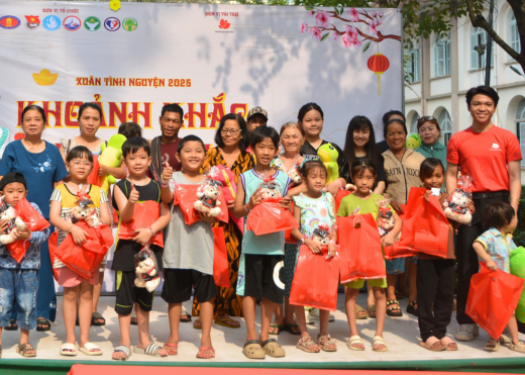 Phuong Nam Education – Goldsponsor der Kampagne
